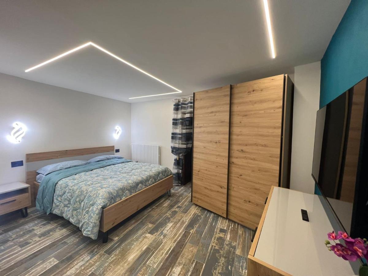 Castel Di Sangro Suite Apartment Bagian luar foto